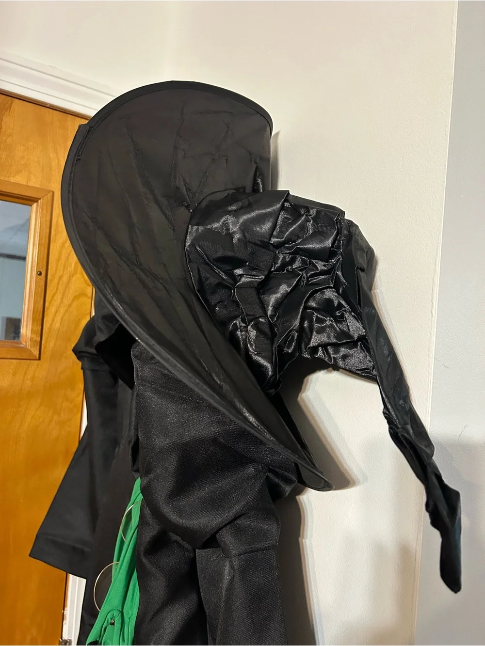 Elphaba Costume Kids Black Coat and skirt Costume w/ Green gloves, glasses, hat
